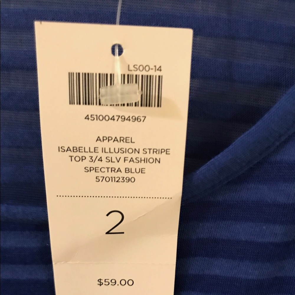 Blusa  3/4 de manga cerrada